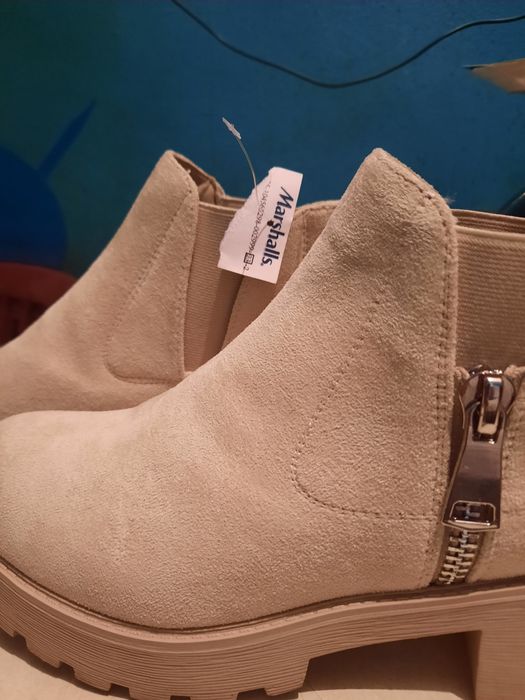 Продаются сапоги