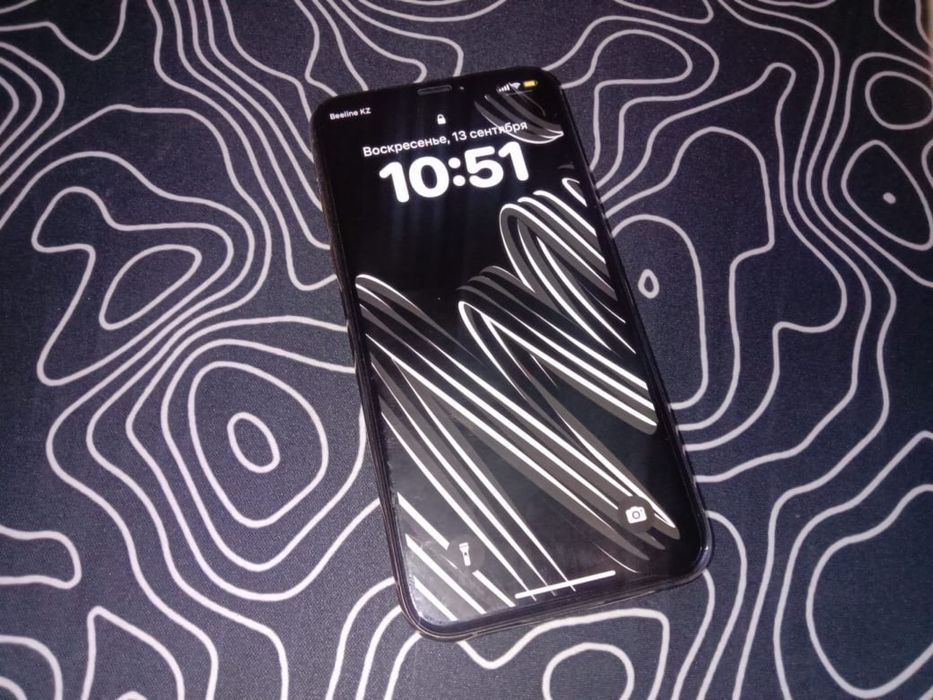 обменяю IPhone XS в идеале