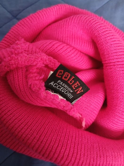 Caciuli fetita 2-3 ani