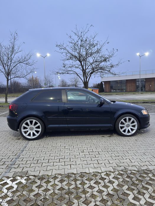 Audi A3 8P facelift coupe