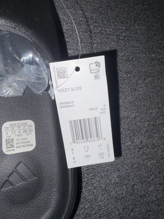 Papuci Yeezy slide Noi