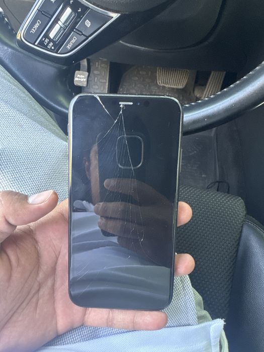 Продам iphone xr 64