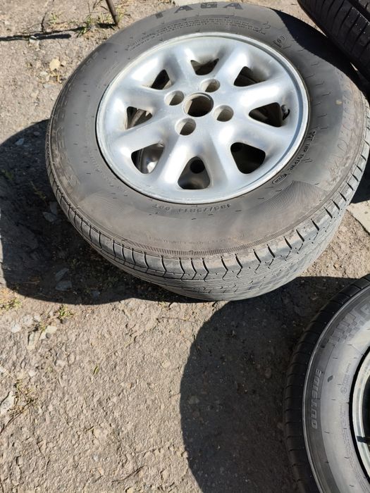 Продам резину r 14  с дисками
