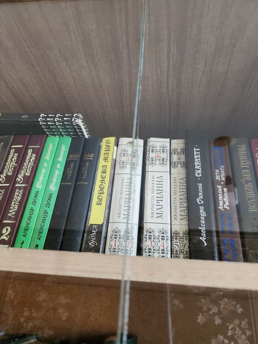 Книги (детская литература, школьная литература, художественная,историч