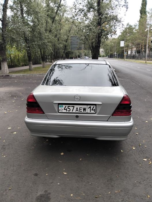 Продам Мерседес Бенц С180