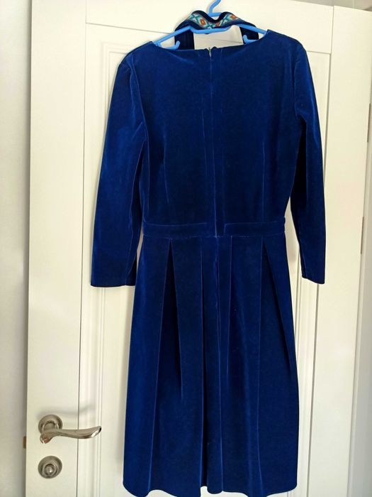 Rochie de damă de zi din catifea