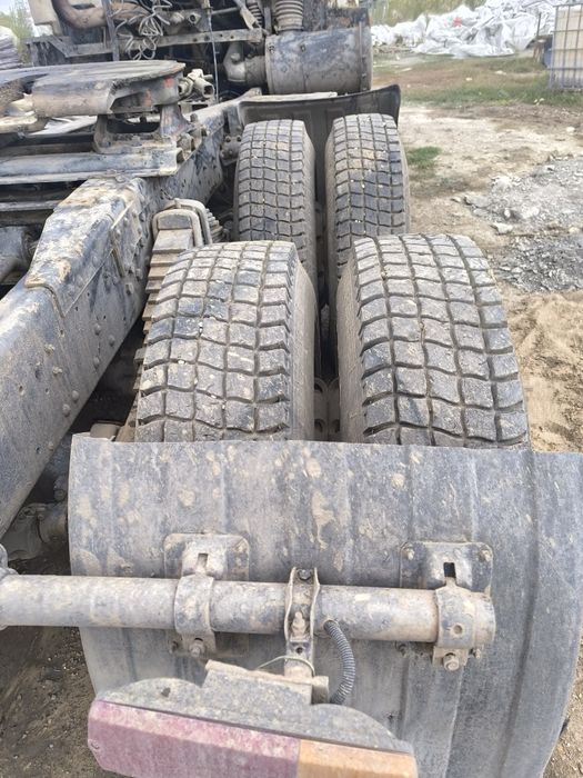 Продам МАЗ тягач 64220