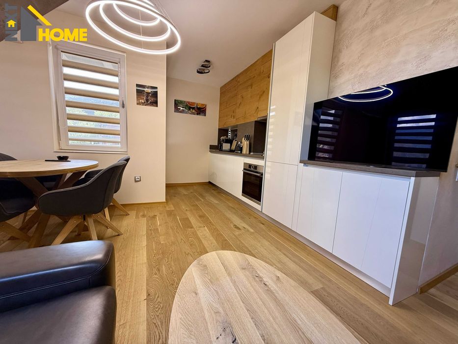 Продава се Тристаен апартамент в Асеновград - 74 кв.м за 1020 €/кв.м - Снимка #2