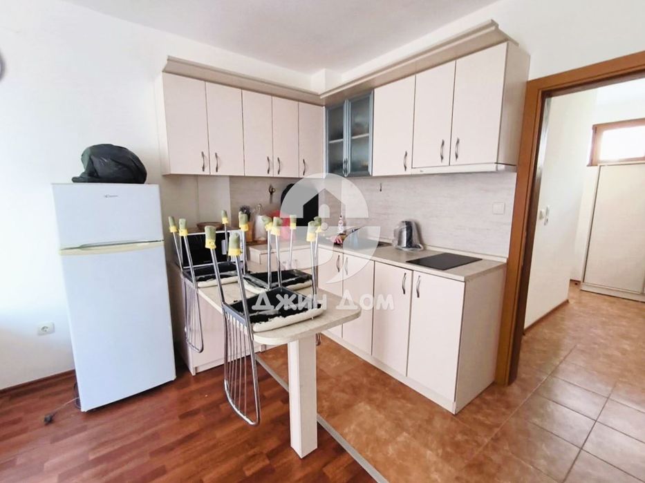 Продава се Тристаен апартамент в Свети Влас - 77 кв.м за 1234 €/кв.м - Снимка #1