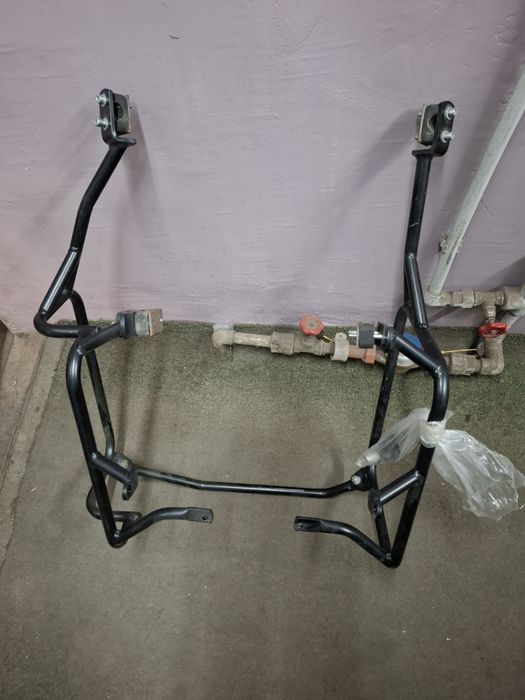 Странични стойки за куфари