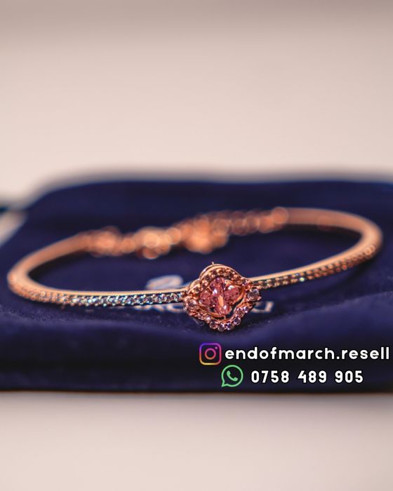 Bratara Swarovski Una Bangle Clover rose gold