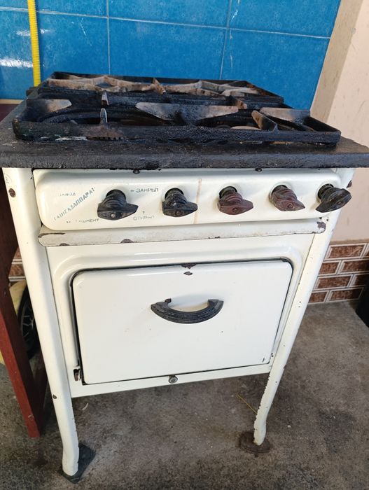 Газовая плита 4 комфортная Советская.