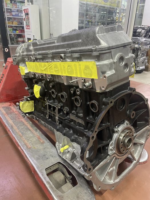 Двигатель на тойота лексус 4.5