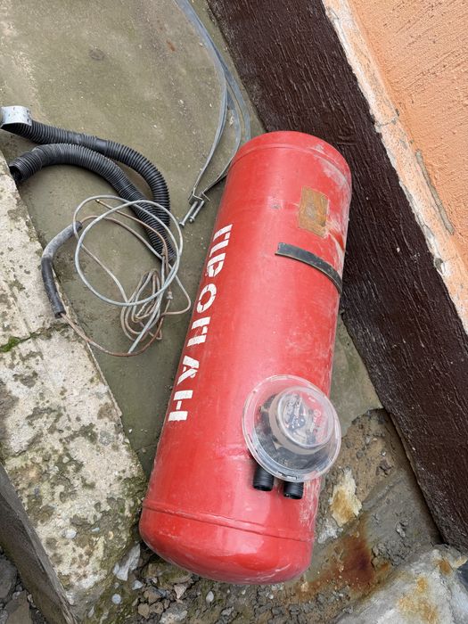 Продам гбо 4 целинд поный комплект.