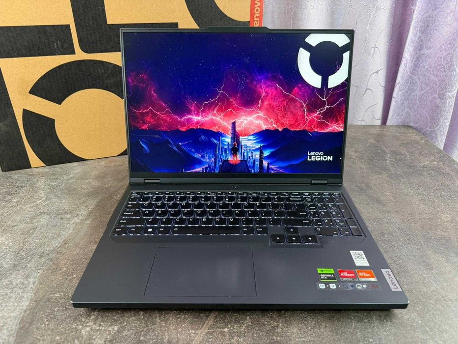 Lenovo Legion 5 Pro Ryzen 7 7745HX RTX 4070 8GB 32GB RAM 1TB SSD 16" WQXGA 240hz