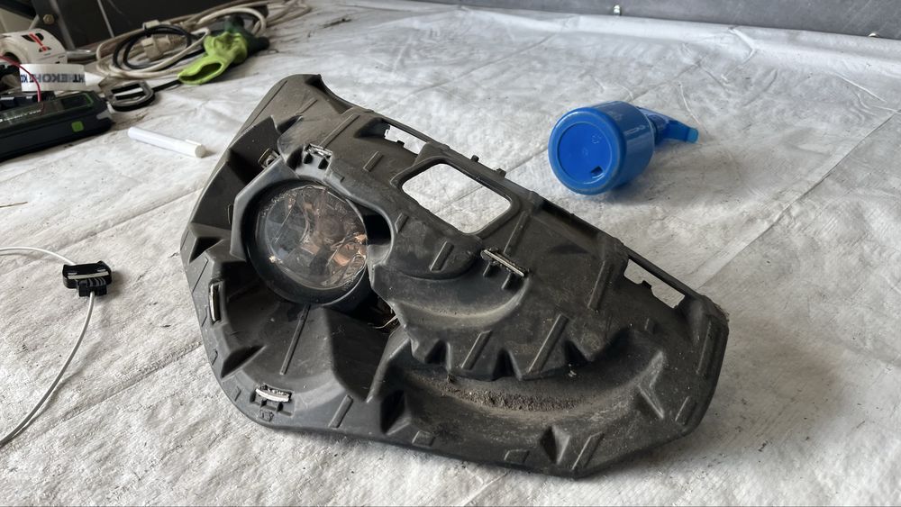 Ляв и десен халоген BMW X1 E84