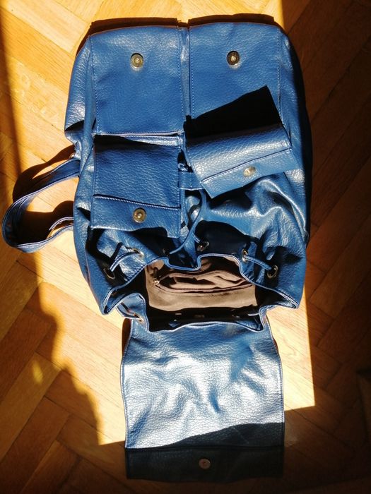 Естествена кожа синя раница