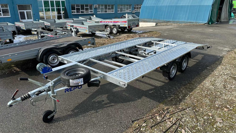 Platformă auto Repo 2700kg cu RAR și număr roșu