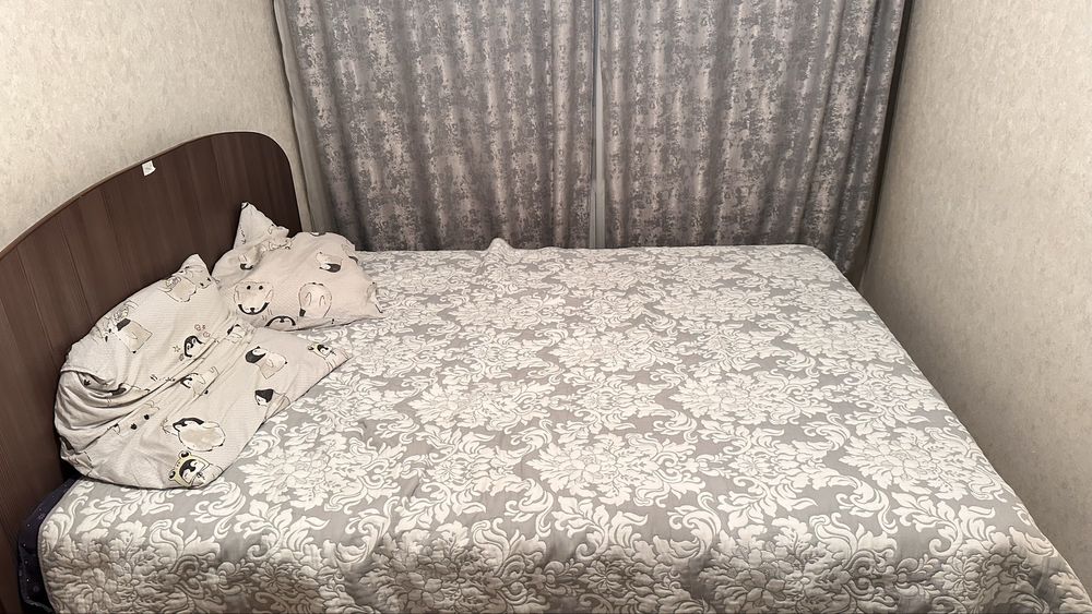 Двуспальная кровать 160*200