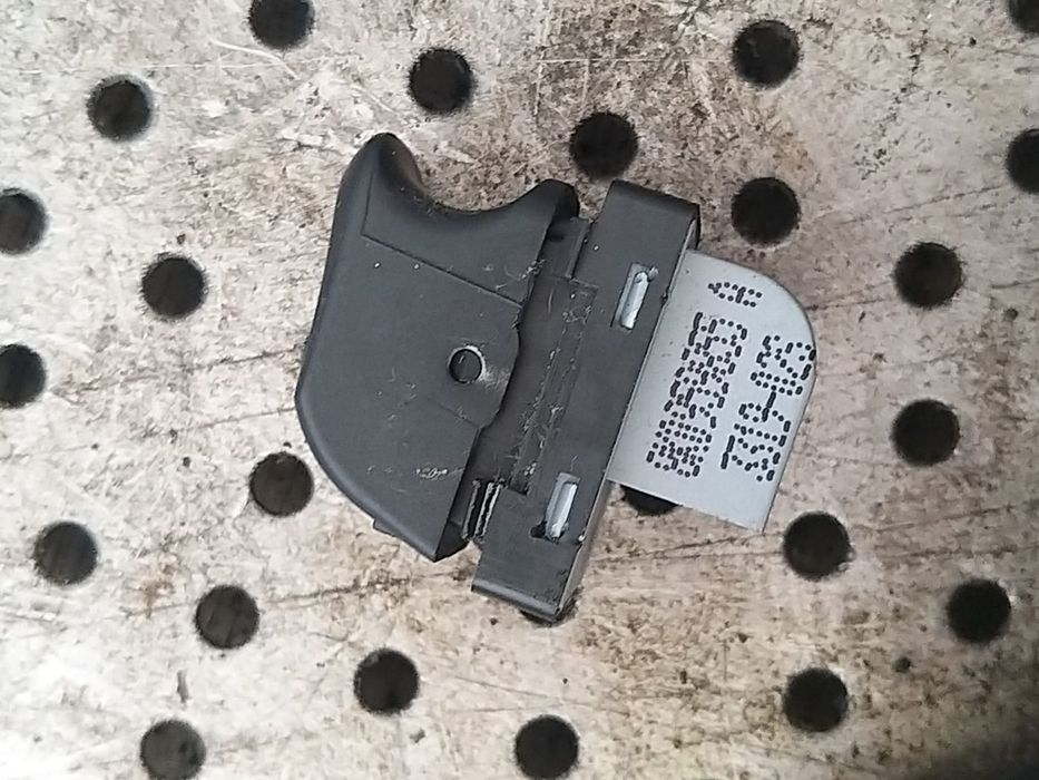 Buton geam electric dreapta spate audi a4 b8 8k 8k0959855a