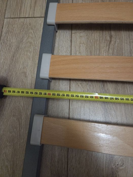 Два единични матрака и подматрачна рамка