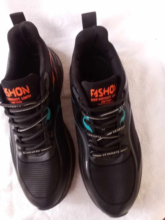 Adidași sport adulți