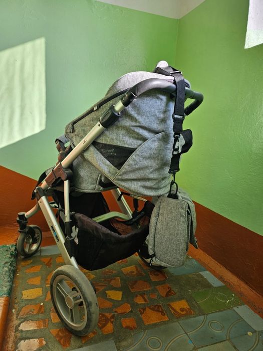 Продам детскую коляску