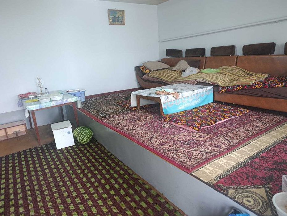 Учаска Сергили Хонабод 8хона
Газ вода, свет wifi 4 соту средний ремонт