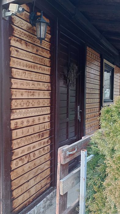 Casa din lemn de locuit