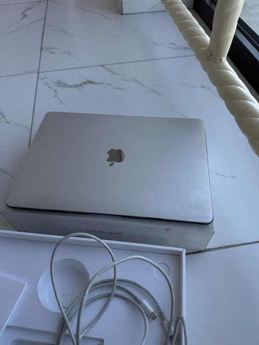 Макбук  Air  13.kkk