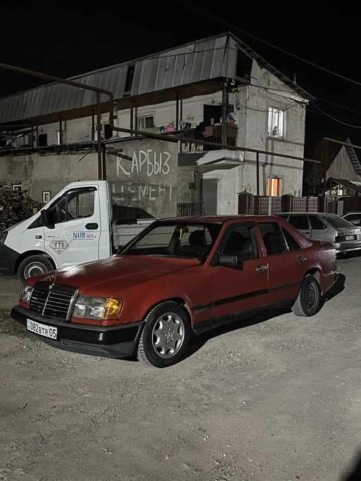 Продам мерс 124