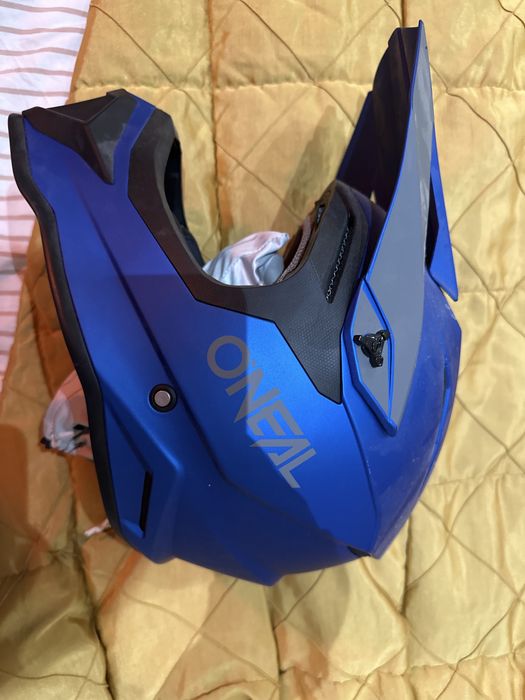 Каска за мотор нова  (не ползвана)