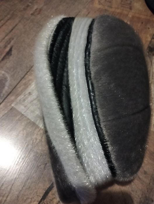 Căciulă dama culoare gri