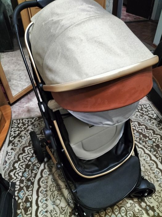 Продам коляску универсальную 2в 1