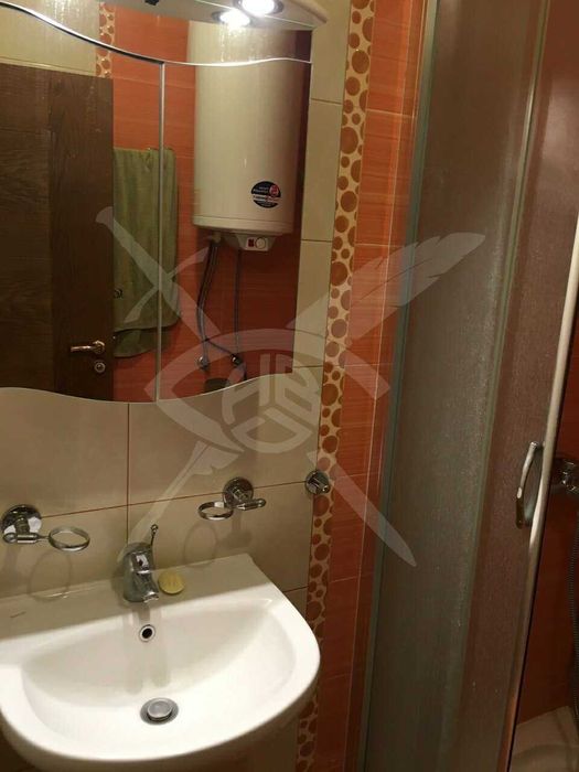 Дава се под наем Едностаен апартамент в Варна, Общината - 47 кв.м за 325 € - Снимка #2