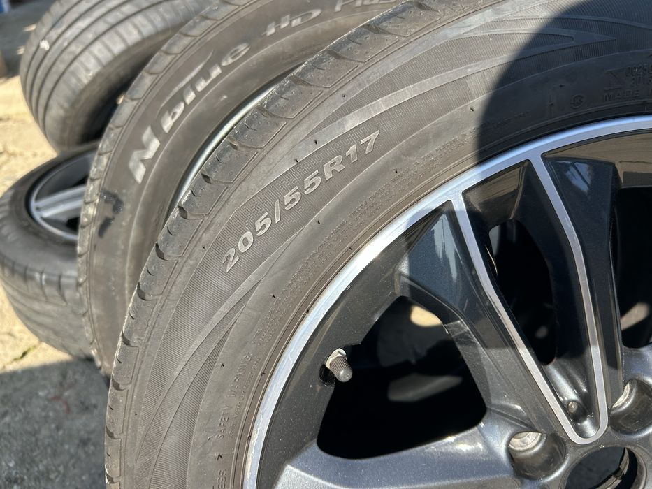 2 гуми летни NEXEN 205 55 17 7mm