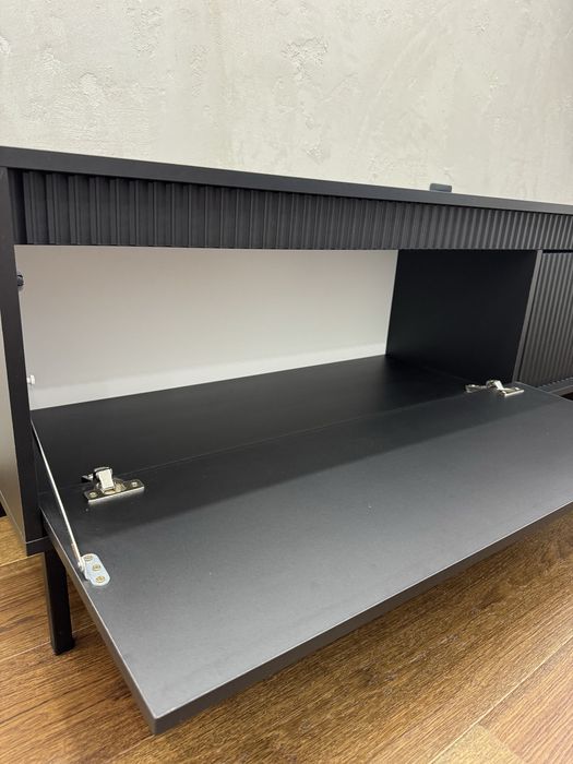 Чисто нов луксозен и модерен черен мат Тв телевизионен шкаф 188 см