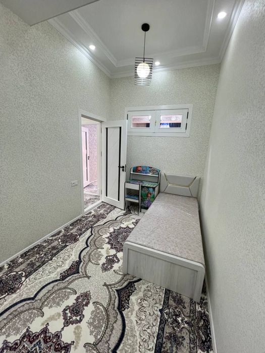 Срочно! Сдаётся 3 х ком квартира Узбекистанская