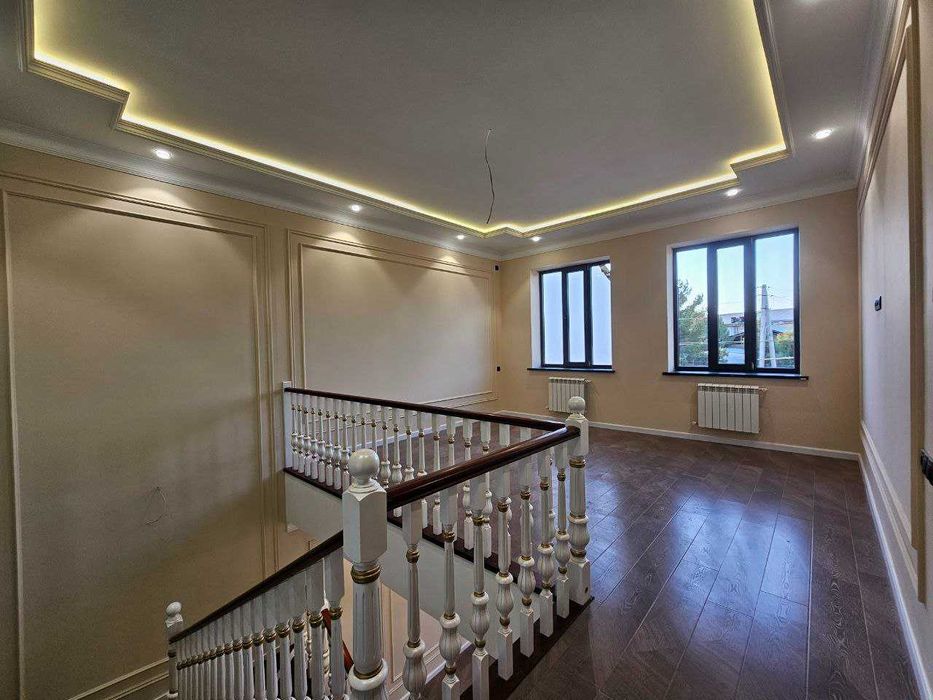 Сергели.Олчазор махалляси. 2 сотихда 7 хонали зор уй сотаман