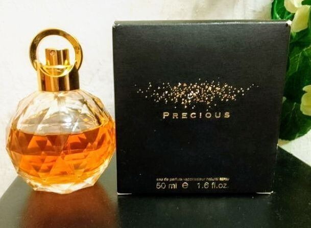 Lilas Italia  Molinard   Rigas cerini