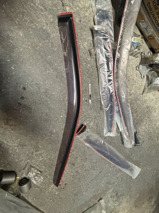 Ветровик ниссан максима А32