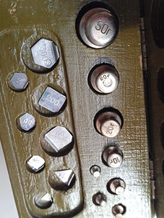 Тежести за везни комплект