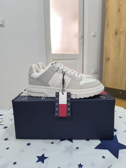 Tommy Hilfiger / Calvin Klein / Michael Kors