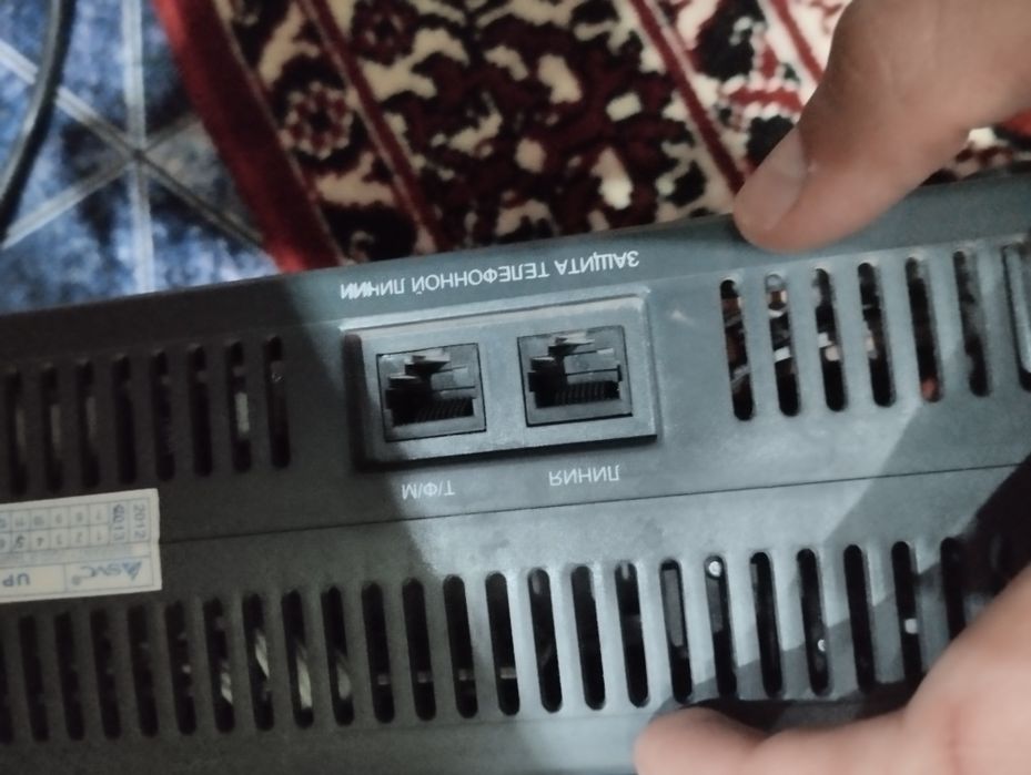 Стабилизатор SVC AVR-1012-G