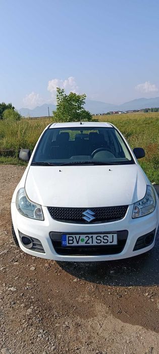 Vand Suzuki SX4 1.5 benzina 112 CP manuala 2010