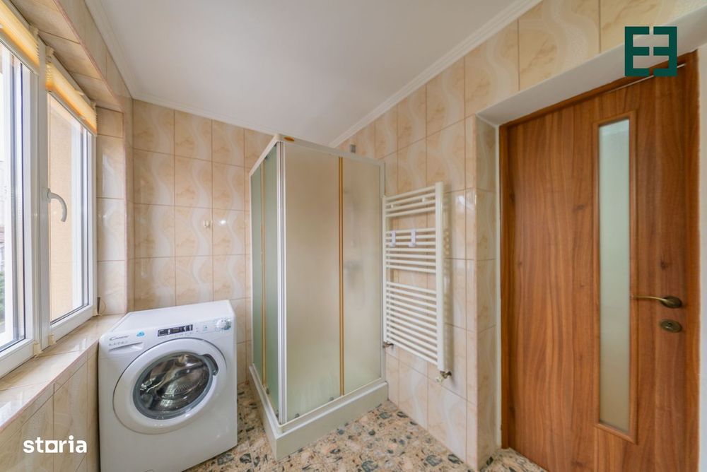 De închiriat - Apartament la casă cu 2 camere zona UTA - Arad