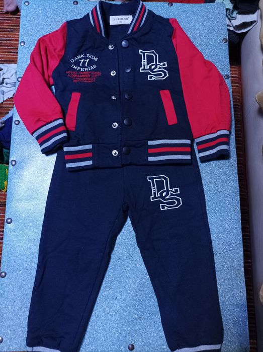 Продам детскую одежду