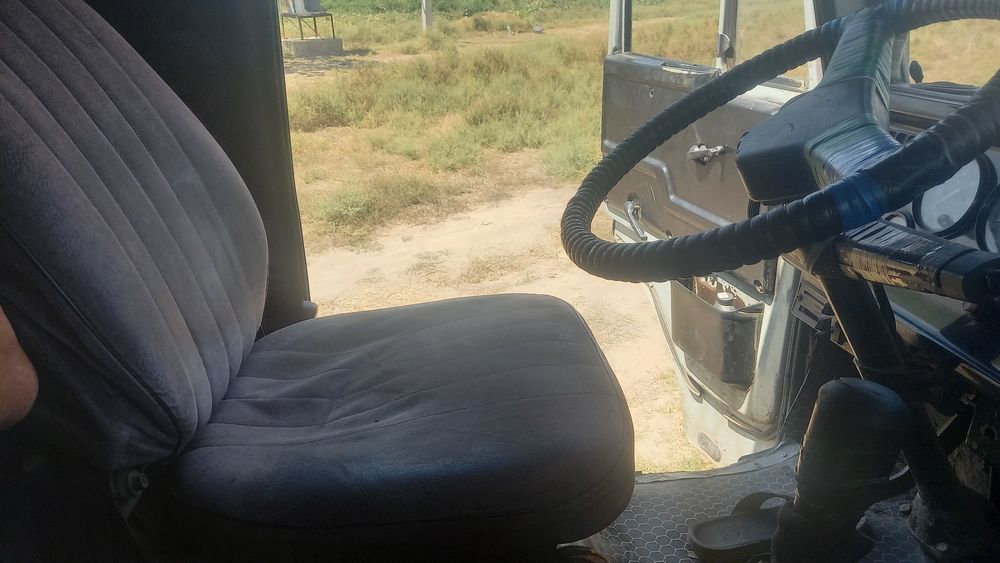 Kamaz bartavoy sotiladi