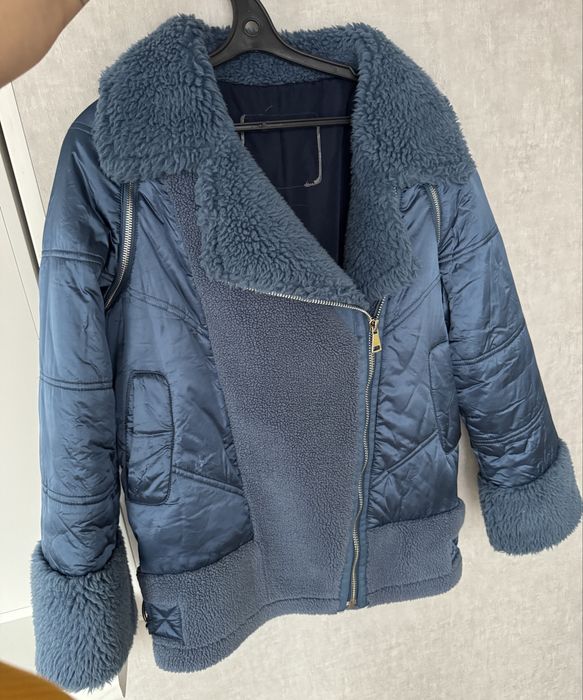 Демисезонная куртка