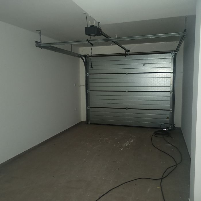 Продава се Тристаен апартамент в с. Долно Сахране, Област Стара Загора - 102 кв.м за 1445 €/кв.м - Снимка #8